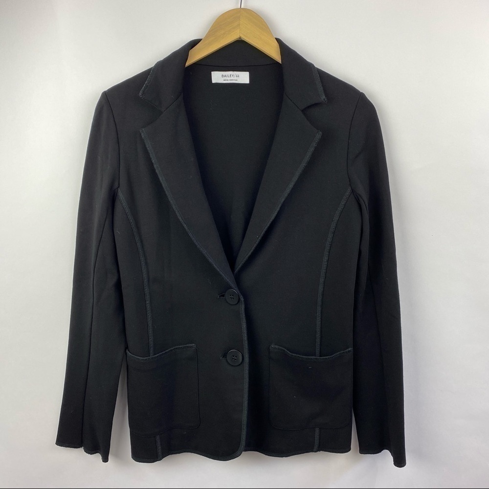 Bailey 44 black blazer with spandex size M
